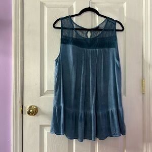 Torrid Lace Top Sleeveless Top